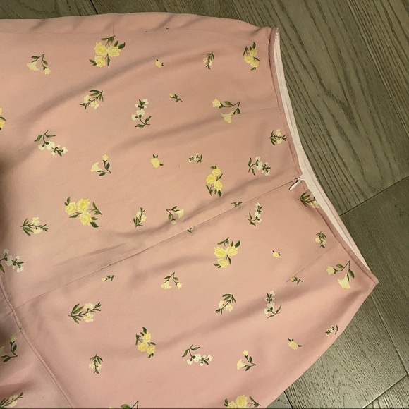 Sunday Best skirt - Picture 4 of 7